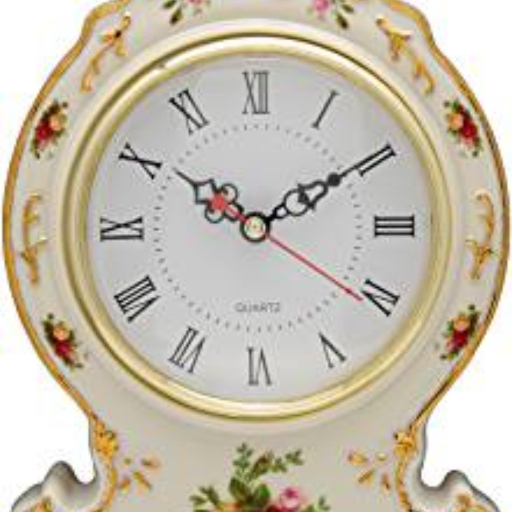 ROYAL ALBERT OLD COUNTRY ROSES VICTORIAN COUNTER CLOCK